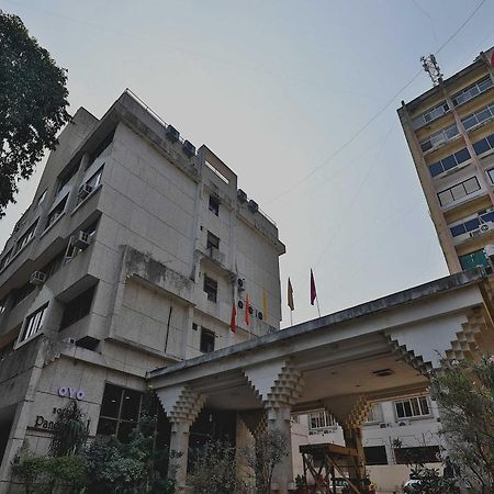 Collection O Hotel Panchsheel Vadodara Eksteriør billede
